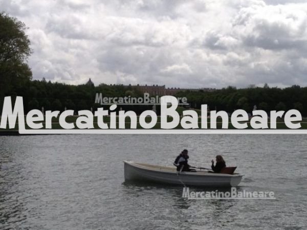 IMBARCAZIONI A REMI - VERSAILLES - immagine 5