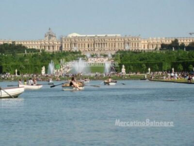 IMBARCAZIONI A REMI - VERSAILLES - immagine 2