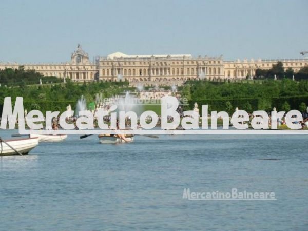 IMBARCAZIONI A REMI - VERSAILLES - immagine 2