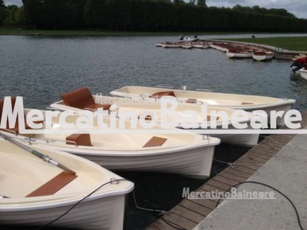 IMBARCAZIONI A REMI - VERSAILLES