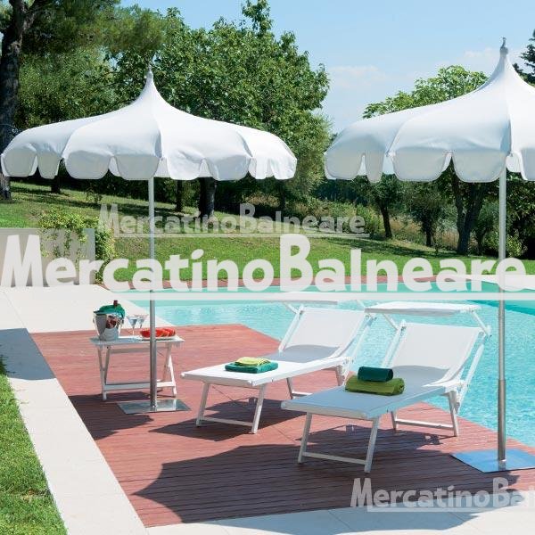 Ombrellone in alluminio pagoda Charleston