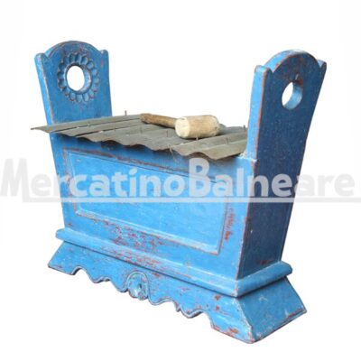 Xilofono blu in legno di recupero