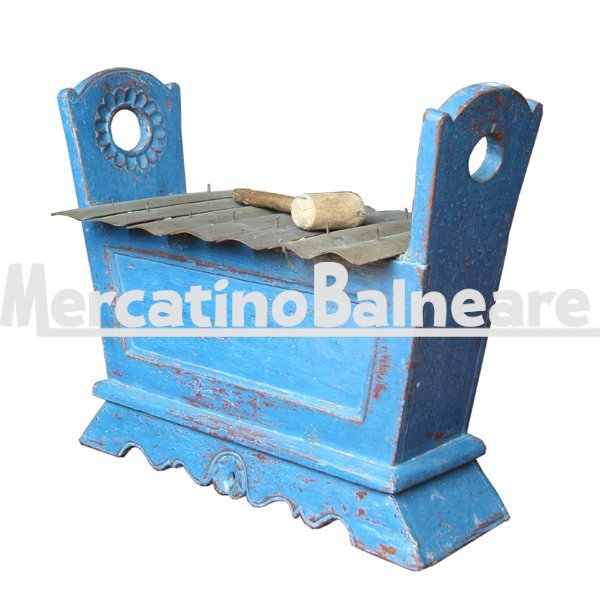 Xilofono blu in legno di recupero