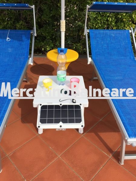 ICARO - caricatore fotovoltaico da tavolo