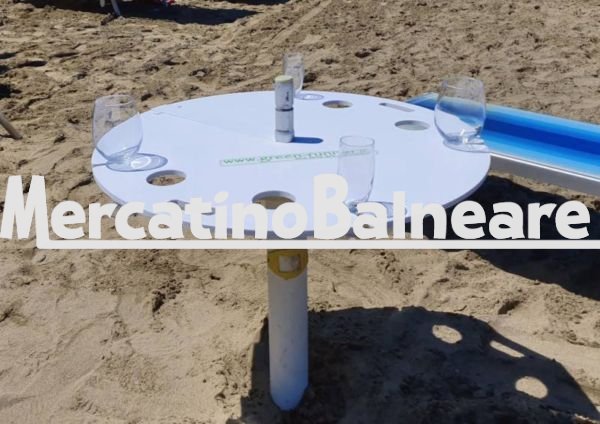 Tavolino da spiaggia economico su base ombrellone